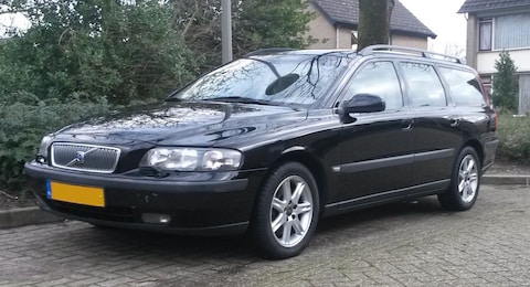 Volvo V70 T5