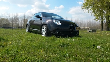 Alfa Romeo MiTo 1.3 JTDm Eco Distinctive (2011)