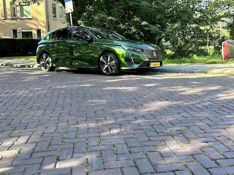 Peugeot 308 GT HYbrid 180 (2023)
