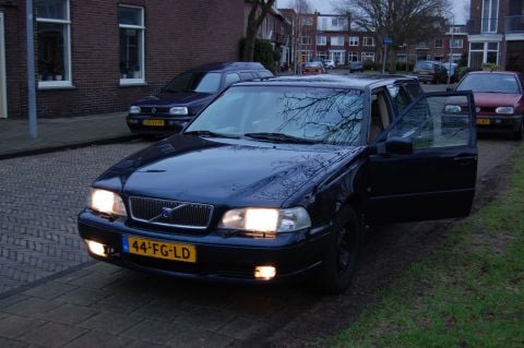 Volvo V70 2.5 D Europa Exclusive (2000)