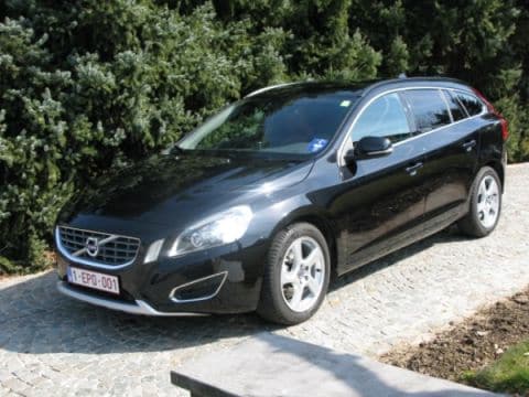 Volvo V60 D4 Summum (2013)