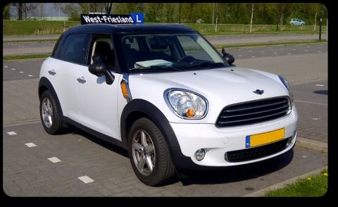 Mini Countryman One D Pepper (2011)