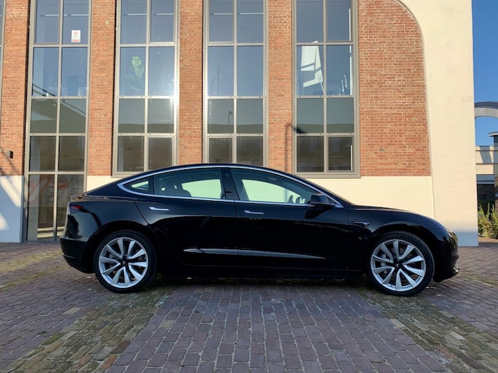 Tesla Model 3 Performance AWD (2019)
