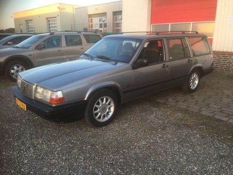 Volvo 940 Estate GLE 2.3i