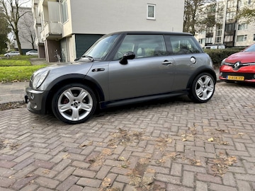 MINI Cooper S (2003)