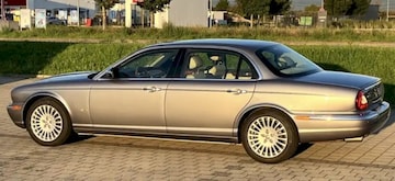 Jaguar XJ8 3.5 LWB (2007)