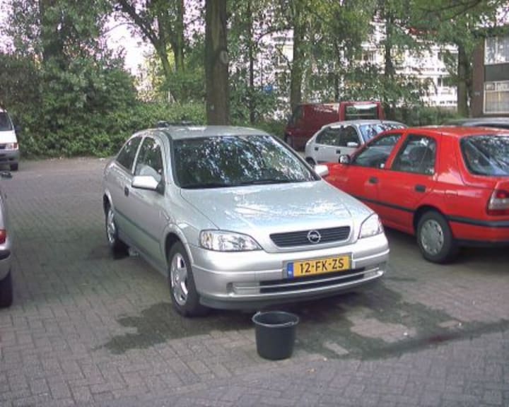 Opel Astra 1.6i-16V Pearl