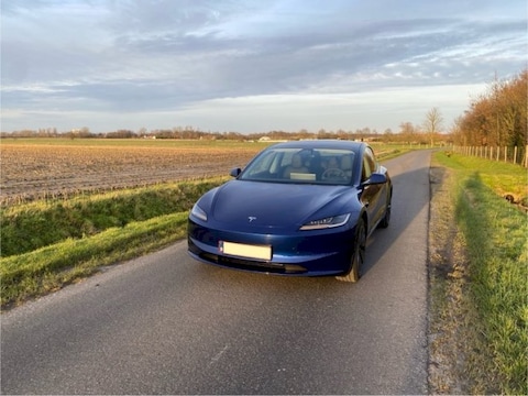 Tesla Model 3 RWD (2023)