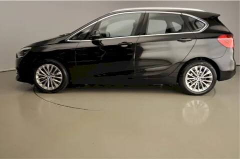 BMW 220i Active Tourer (2021)