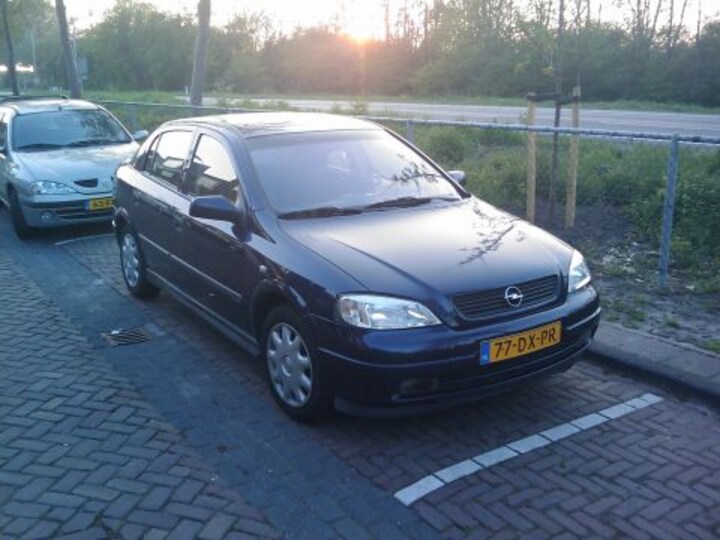 Opel Astra 1.7 TD Club