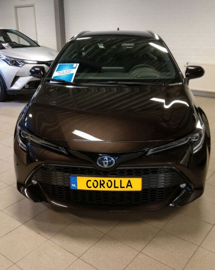 Toyota Corolla Touring Sports 1.8 Hybrid Style (2019)