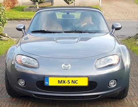 Mazda MX-5 Roadster Coupé 1.8 Executive