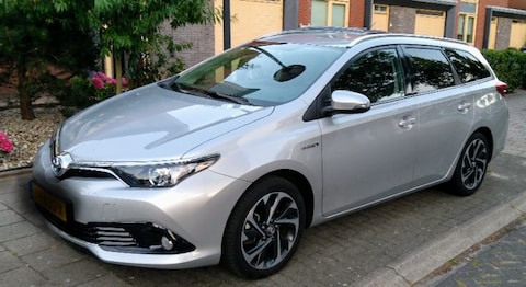 Toyota Auris Touring Sports 1.8 Hybrid Dynamic