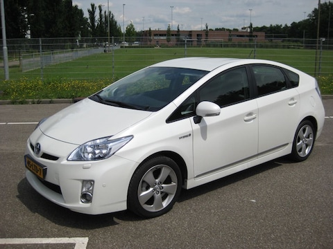 Toyota Prius 1.8 HSD Dynamic