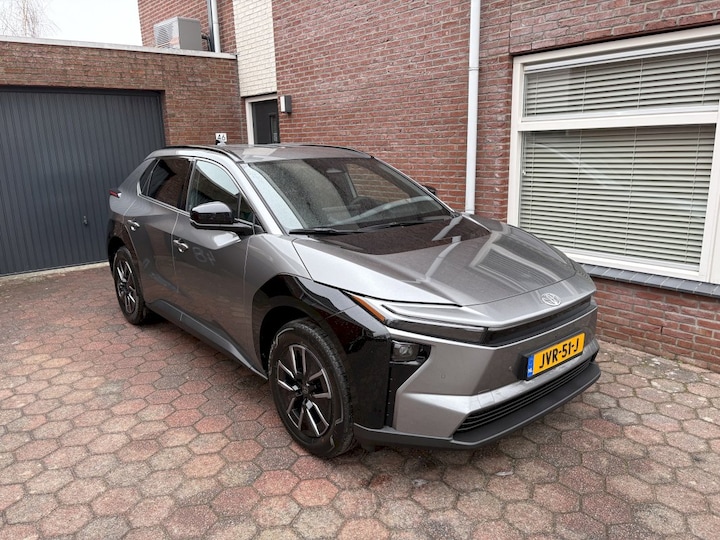 Toyota bZ4X Dynamic (2026)