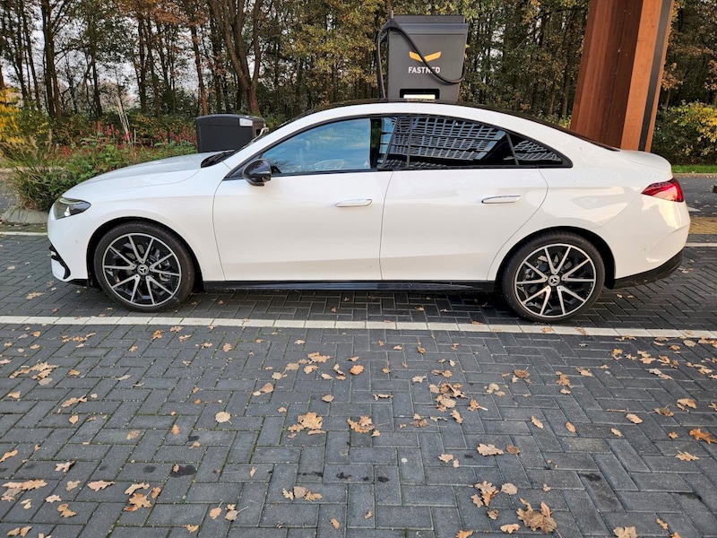 Mercedes-Benz CLA 250+ Launch Edition (2025)