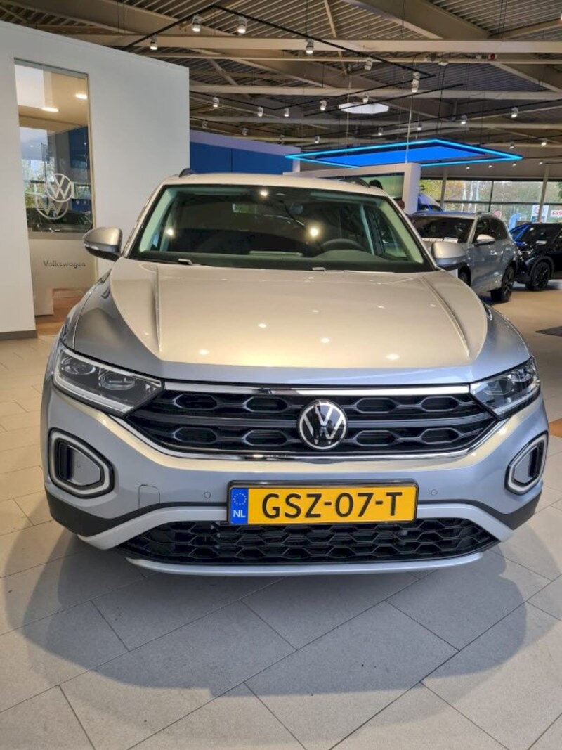 Volkswagen T-Roc 1.5 TSI 150pk Oranje Edition (2024)