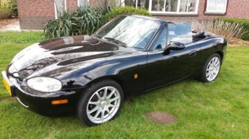Mazda MX-5 1.8i (1998)