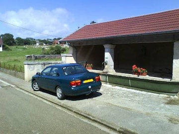 Mitsubishi Carisma 1.6 GLi (1997)