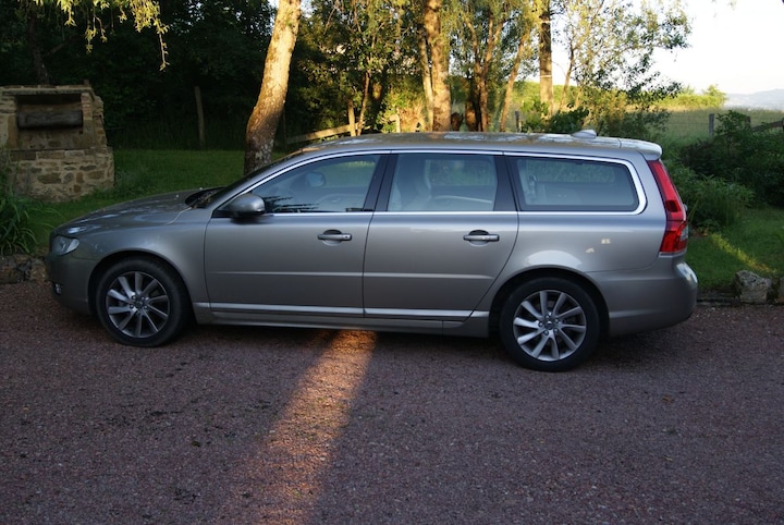 Volvo V70 D4 Nordic+ (2015)