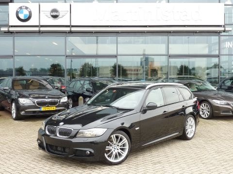 BMW 330d Touring High Executive (2010)
