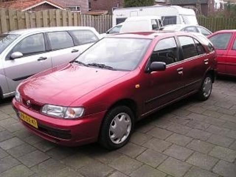 Nissan Almera 1.6 SLX (1996)