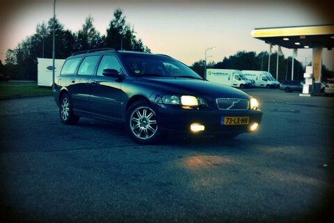 Volvo V70 2.4 D5 Edition II (2003)