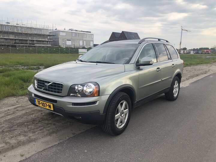 Volvo XC90 3.2 Momentum (2007)