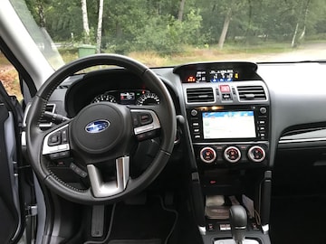 Subaru Forester 2.0 Premium (2016)