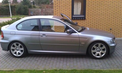 BMW 325ti Compact Executive