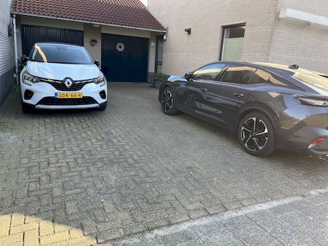 Peugeot 408 Allure Pack 1.2 PureTech 130