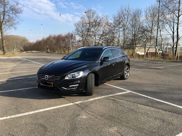 Volvo V60 D6 AWD Plugin-Hybrid Summum (2013)