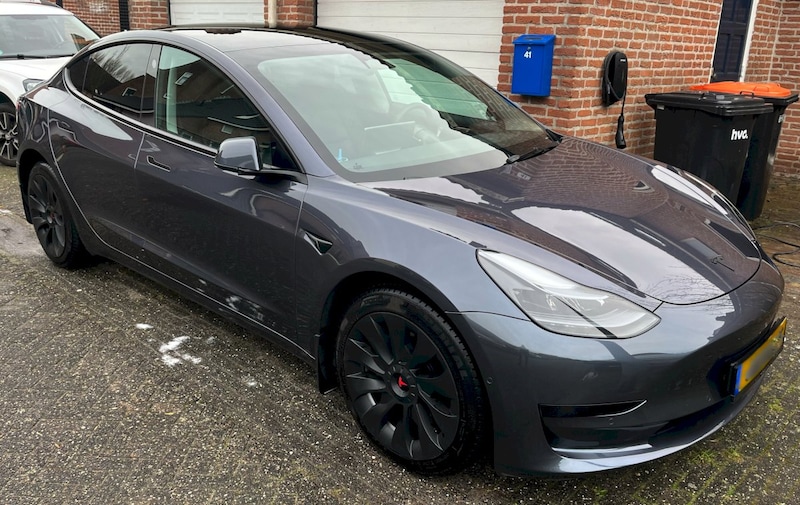 Tesla Model 3 RWD (2022)