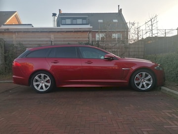 Jaguar XF Sportbrake 3.0D V6 S Prestige (2015)