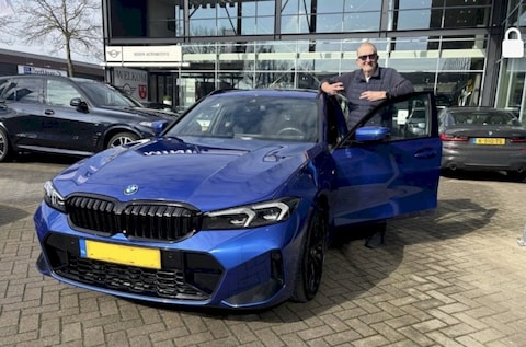 BMW 330e Touring (2024)