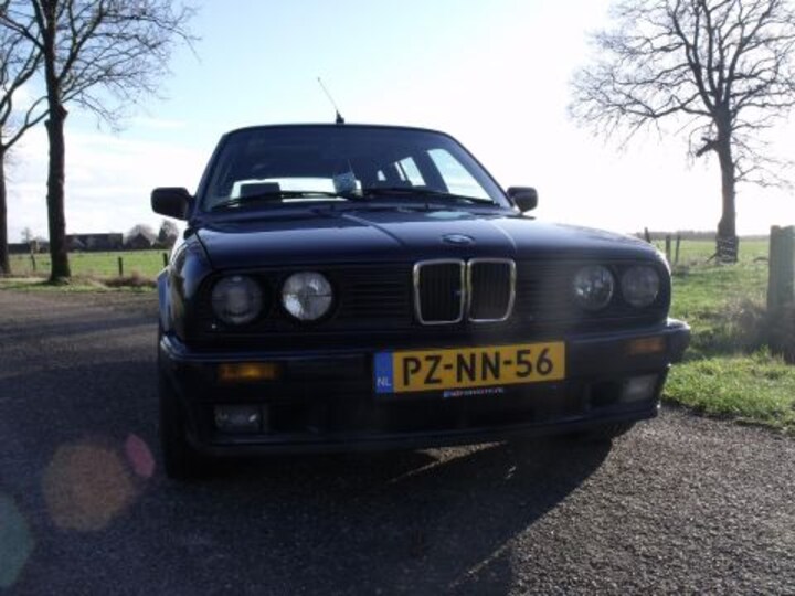 BMW 325i Touring
