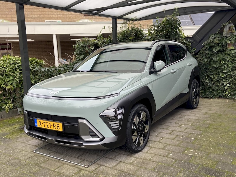 Hyundai Kona 1.6 GDI HEV Comfort Smart (2024)