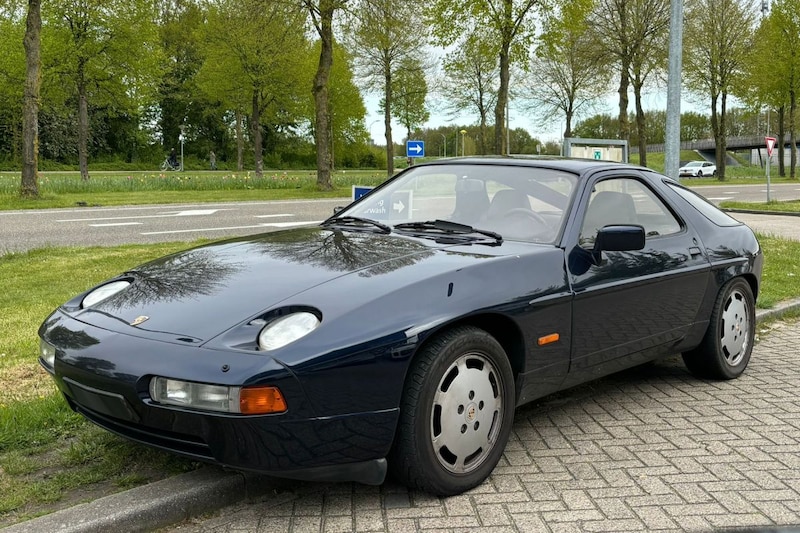 This Porsche 928 looks newer than it is – In the Wild