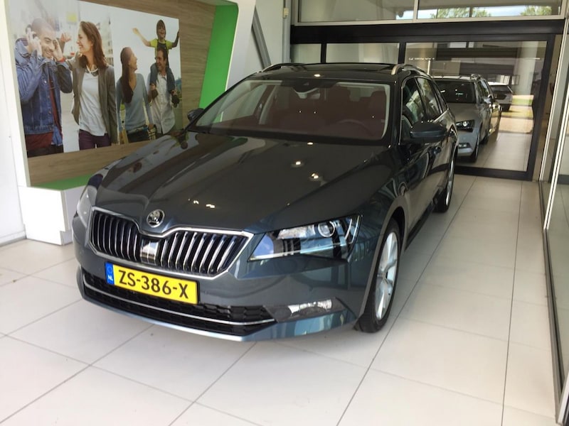 Skoda Superb Combi 2.0 TDI 150pk Greentech Business Edition (2019)