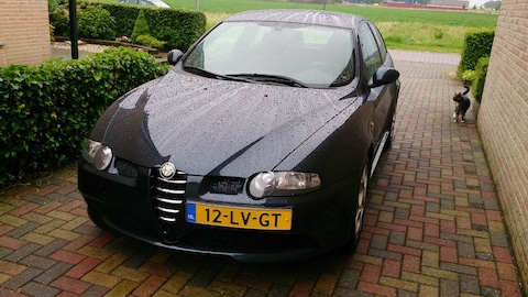 Alfa Romeo 147 3.2 V6 24V GTA (2003)