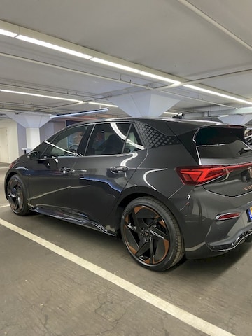 Cupra Born 58kWh 150kW Copper Edition (2022)