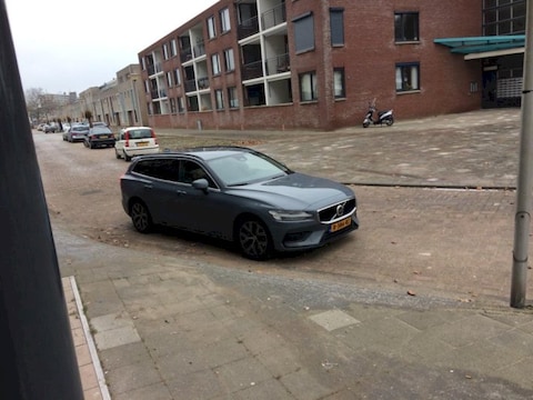 Volvo V60 B4 Core