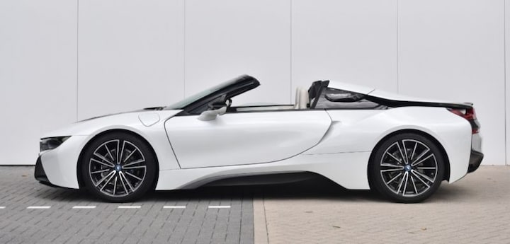 BMW i8 Roadster (2019)