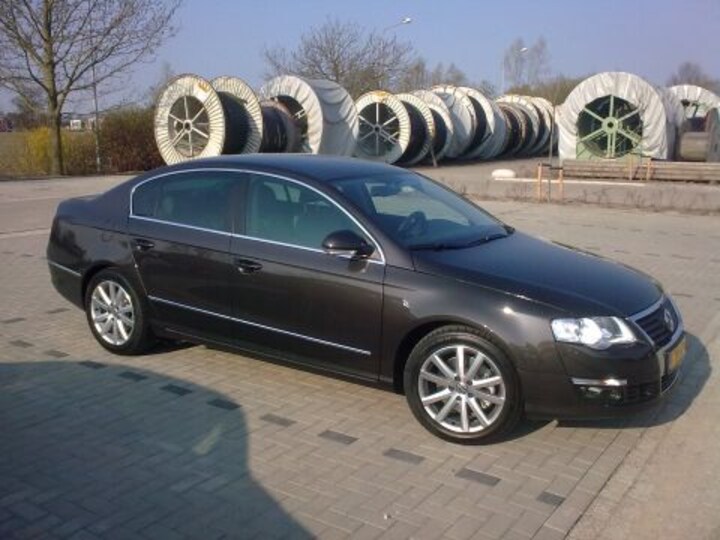 Volkswagen Passat 1.4 16V TSI BlueMotion Techn. Comfortline (2010)