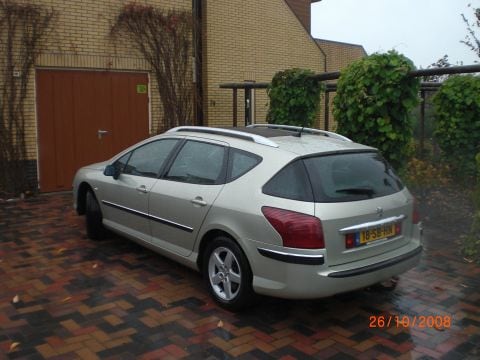 Peugeot 407 SW XT 1.6 HDiF 16V (2005)