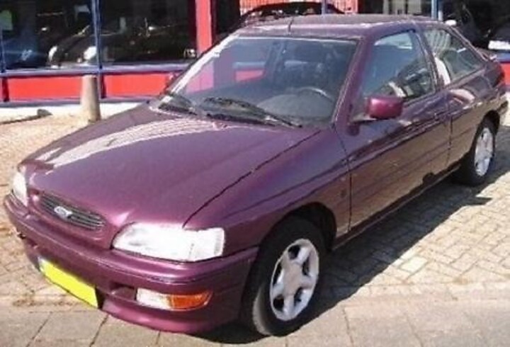Ford Escort 1.6i GT