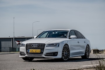 Audi S8 4.0 TFSI quattro Plus Pro Line + (2017)