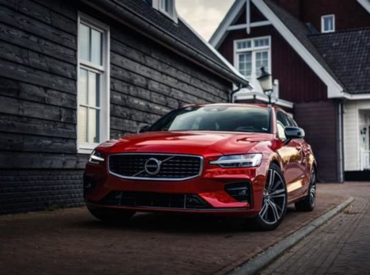 Volvo V60 T4 R-Design (2020) review - AutoWeek