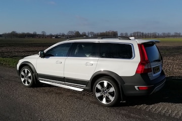 Volvo XC70 T6 AWD Summum (2010)