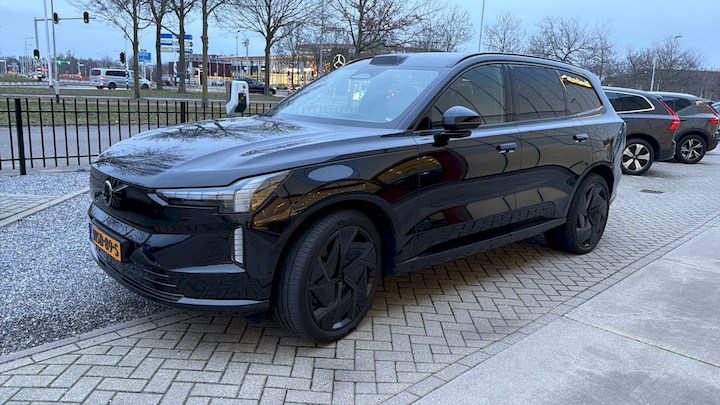 Volvo EX90 Twin Motor Performance Ultra (2025)